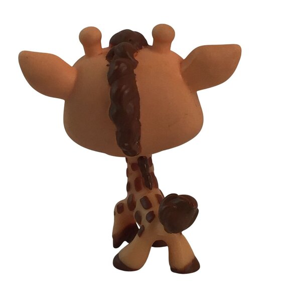 Littlest Pet Shop LPS #526 Giraffe Brown Friendliest Heart Eyes - Picture 3 of 7